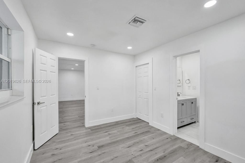 En Venta: $660,000 (3 camas, 2 baños, 1454 Pies cuadrados)