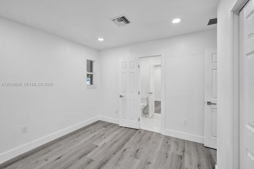 En Venta: $660,000 (3 camas, 2 baños, 1454 Pies cuadrados)