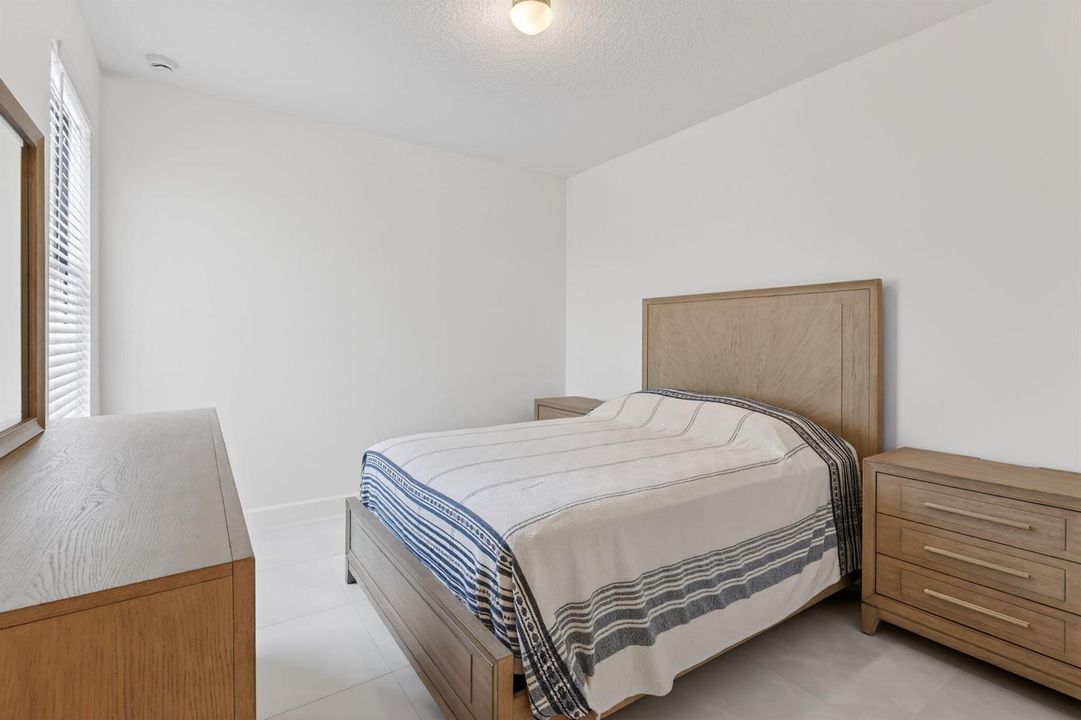 7-web-or-mls-5P1A4906