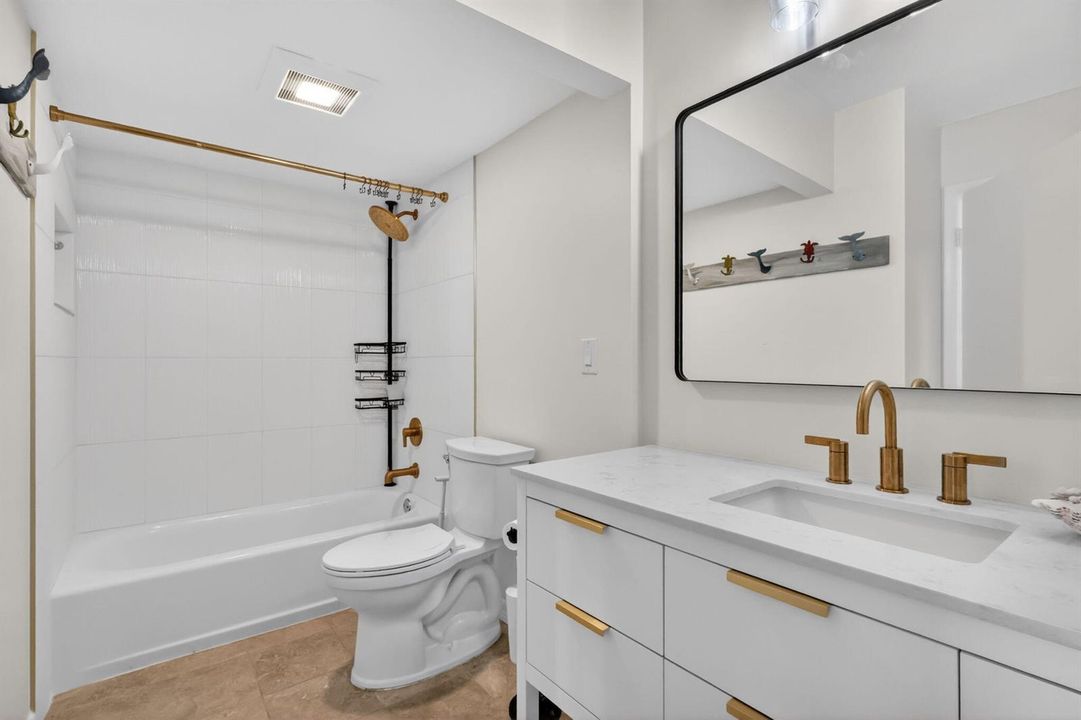23-web-or-mls-F14A3071