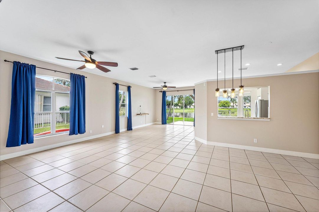 006-4144ManorForestTrail-BoyntonBeach-FL