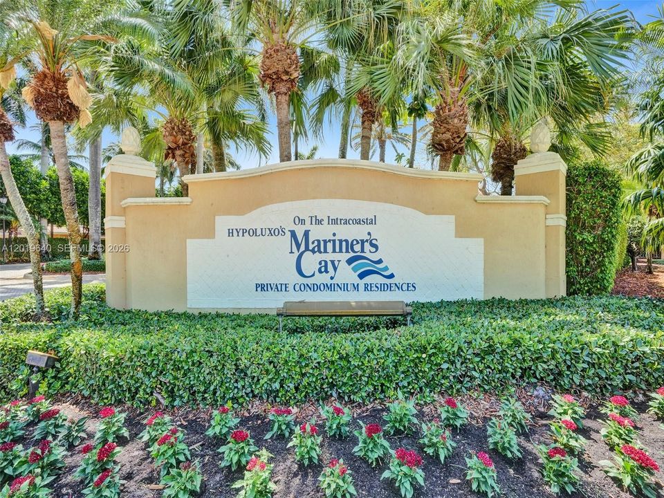 Active With Contract: $250,000 (2 beds, 2 baths, 1147 Square Feet)