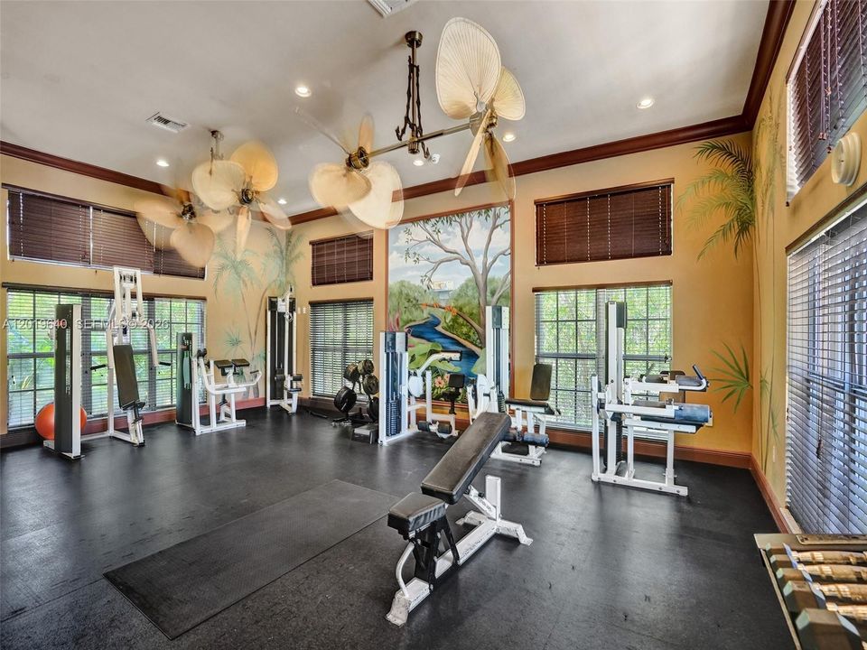 Active With Contract: $250,000 (2 beds, 2 baths, 1147 Square Feet)