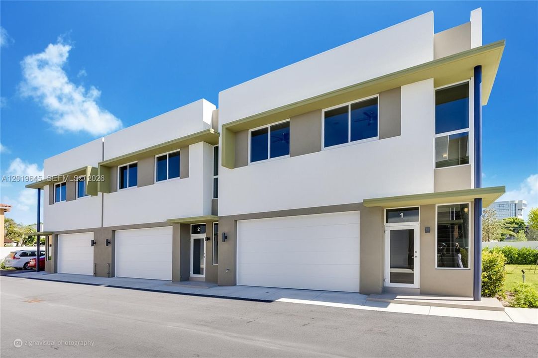 Active With Contract: $4,300 (3 beds, 2 baths, 2064 Square Feet)