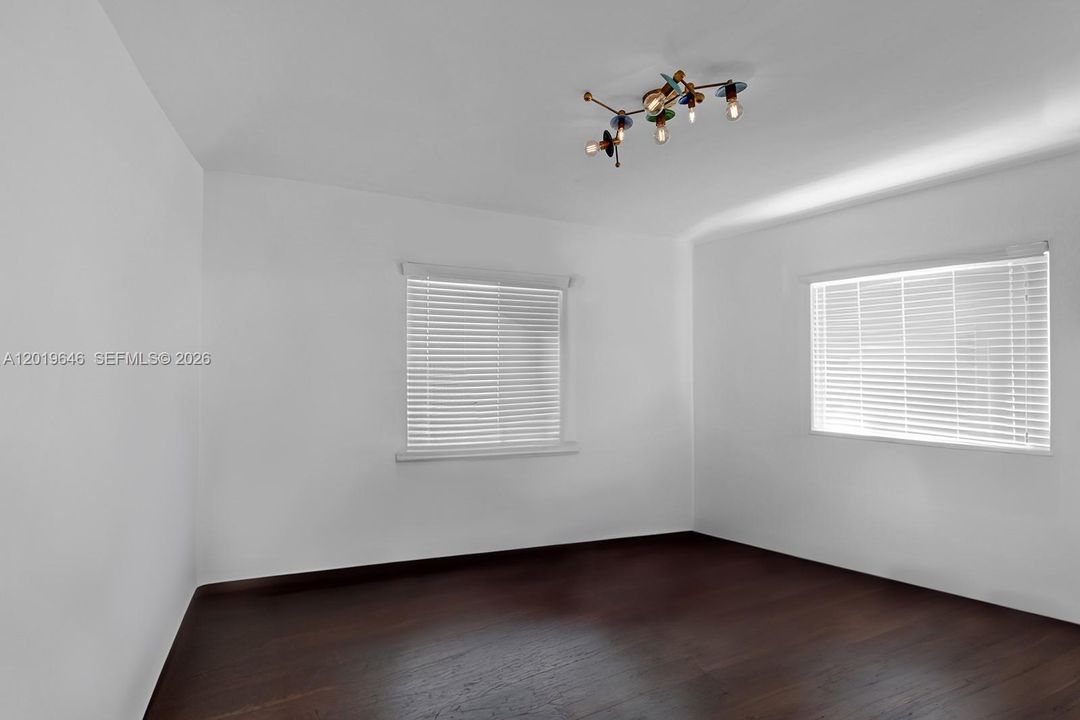 В аренду: $10,500 (3 спален, 2 ванн, 2104 Квадратных фут)