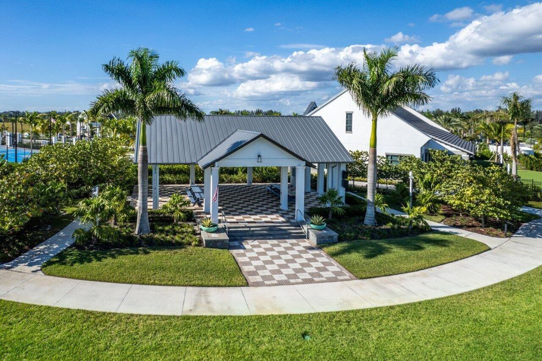 063-5699MacoonWy-Westlake-FL-33470-SMALL