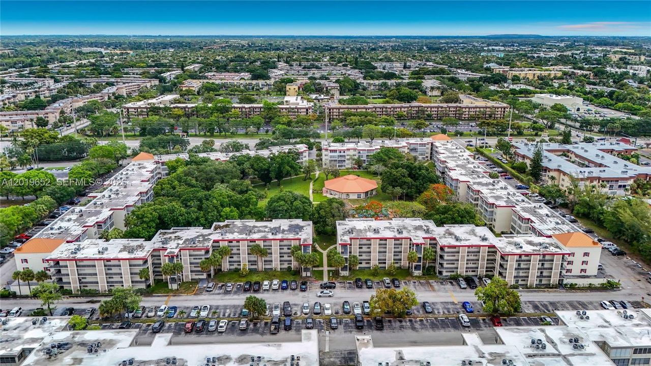 En Venta: $110,000 (2 camas, 2 baños, 960 Pies cuadrados)