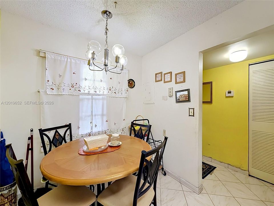 En Venta: $110,000 (2 camas, 2 baños, 960 Pies cuadrados)