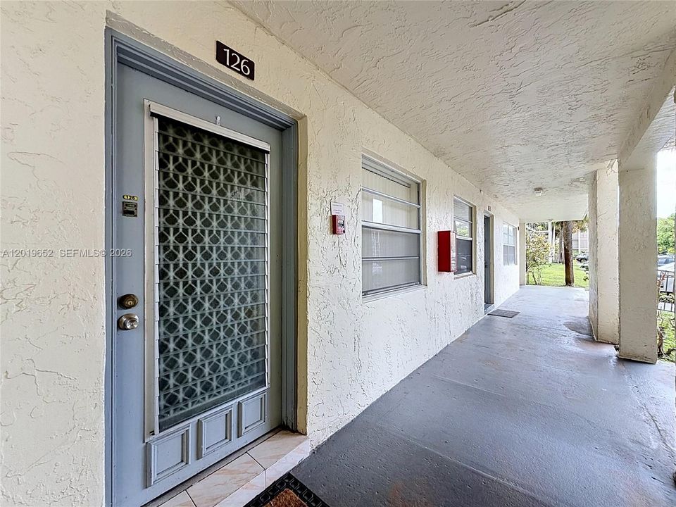 En Venta: $110,000 (2 camas, 2 baños, 960 Pies cuadrados)