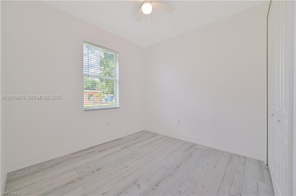 For Sale: $369,900 (7 beds, 5 baths, 1828 Square Feet)