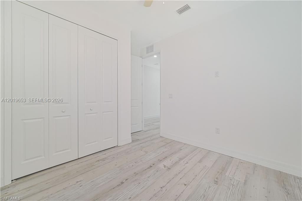 For Sale: $369,900 (7 beds, 5 baths, 1828 Square Feet)