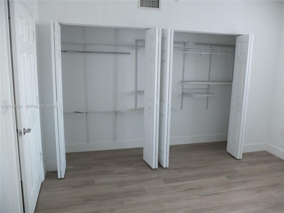 En Venta: $325,000 (1 camas, 1 baños, 734 Pies cuadrados)