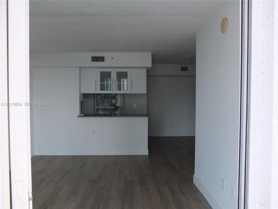 En Venta: $325,000 (1 camas, 1 baños, 734 Pies cuadrados)