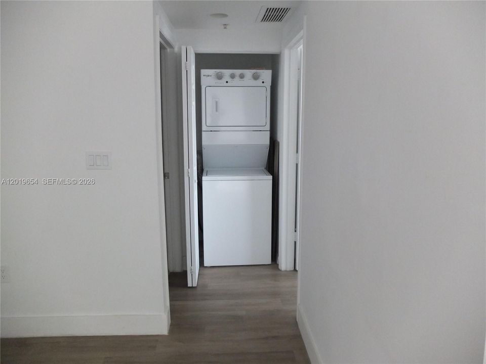 En Venta: $325,000 (1 camas, 1 baños, 734 Pies cuadrados)