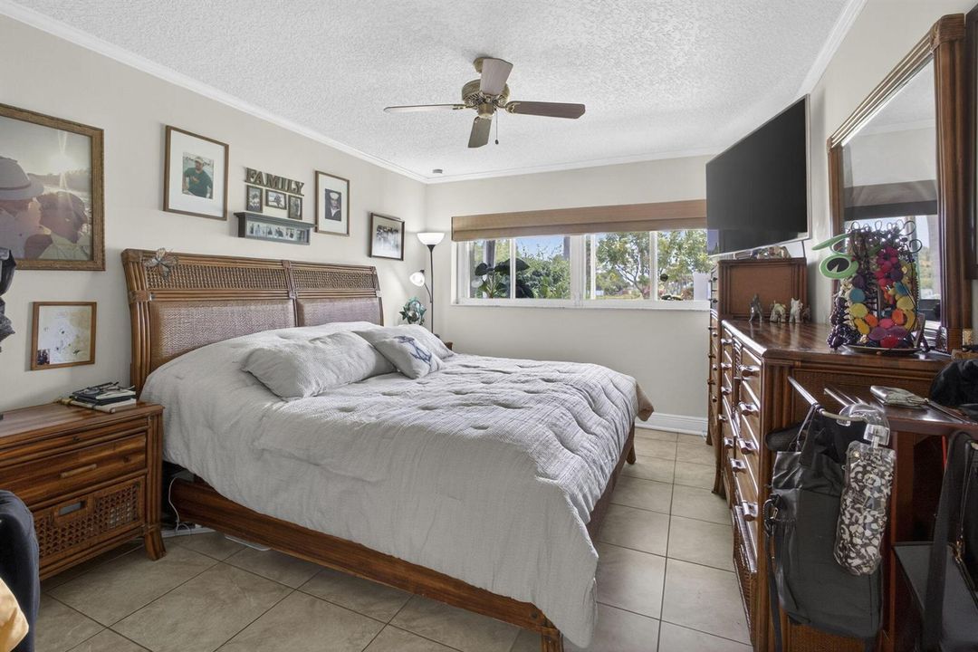 Large Primary Bedroom