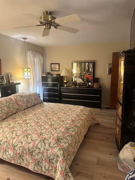 2nd master bedroom