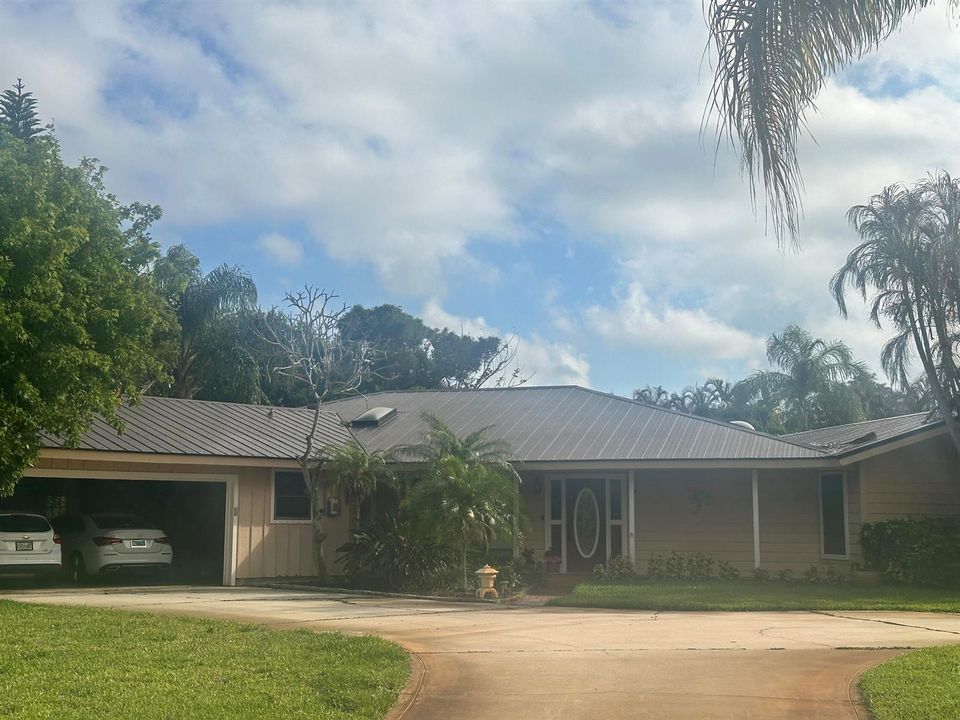 931 SE Town Terrace