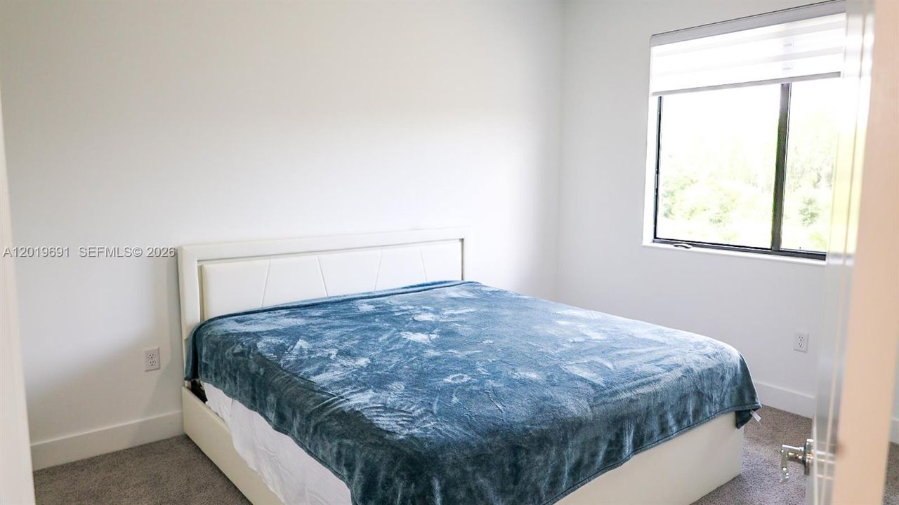 В аренду: $2,500 (3 спален, 2 ванн, 0 Квадратных фут)