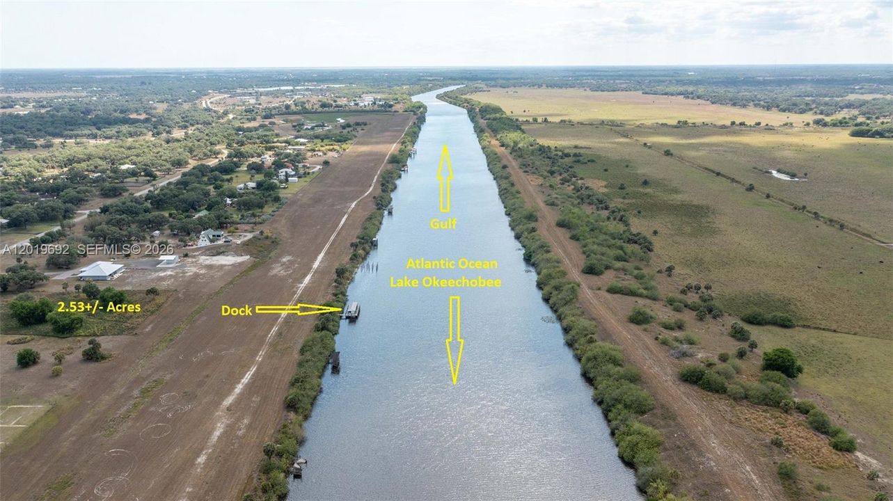 En Venta: $350,000 (2.53 acres)