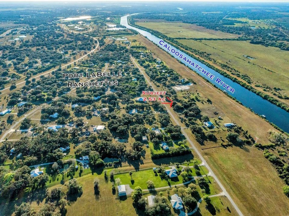 En Venta: $350,000 (2.53 acres)