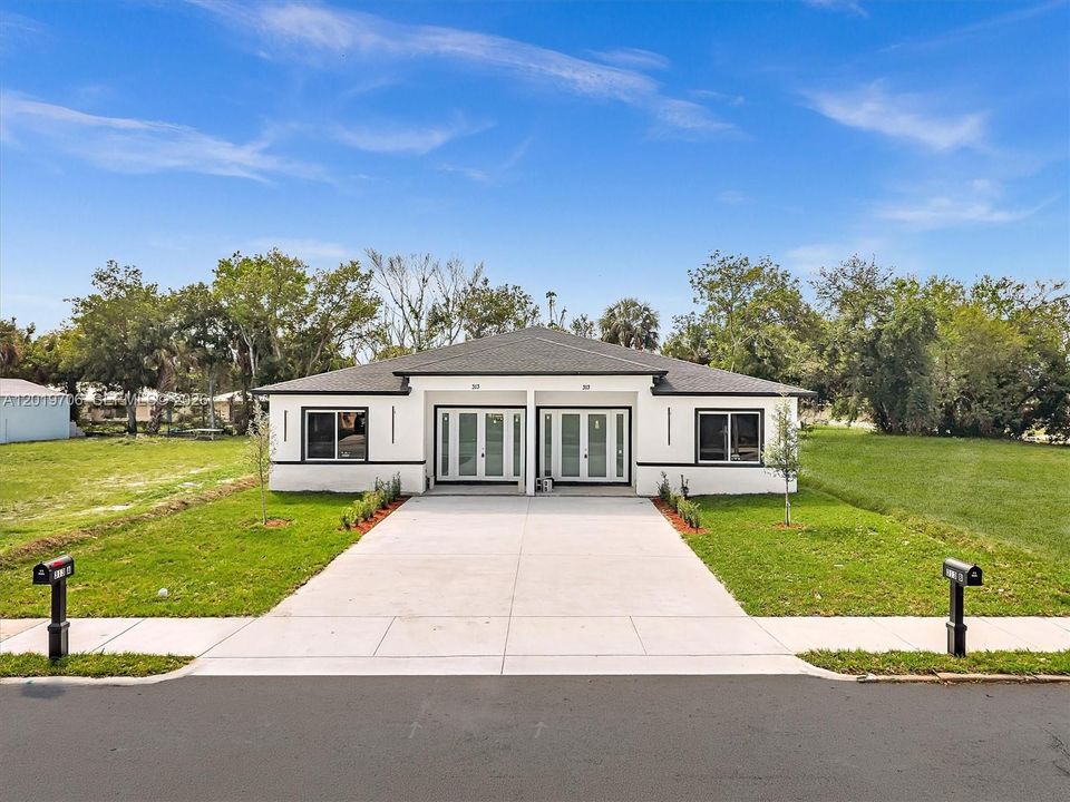 For Rent: $3,800 (5 beds, 3 baths, 1783 Square Feet)
