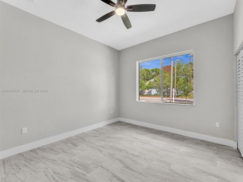 For Rent: $3,800 (5 beds, 3 baths, 1783 Square Feet)