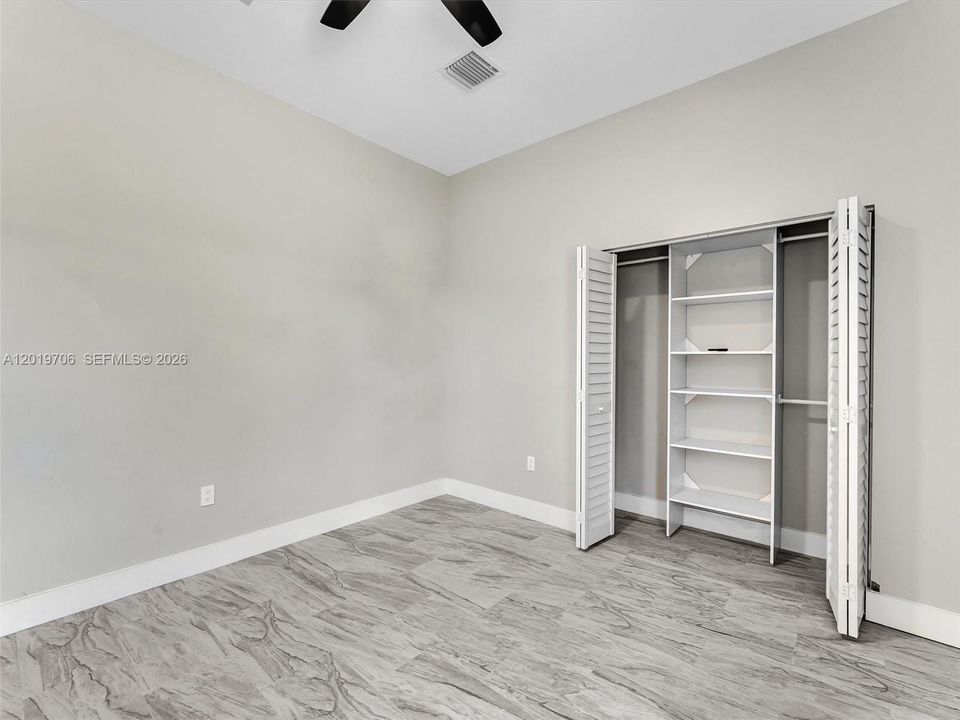 For Rent: $3,800 (5 beds, 3 baths, 1783 Square Feet)