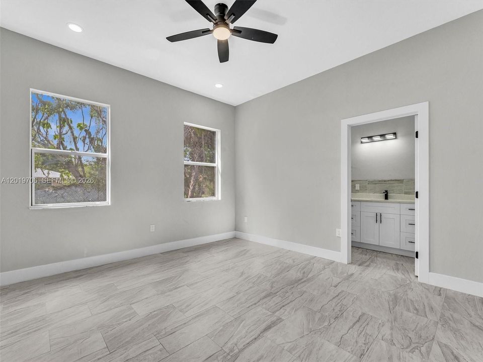 For Rent: $3,800 (5 beds, 3 baths, 1783 Square Feet)
