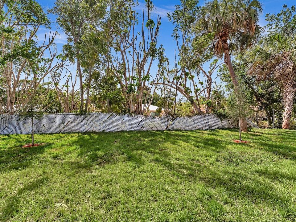 For Rent: $3,800 (5 beds, 3 baths, 1783 Square Feet)