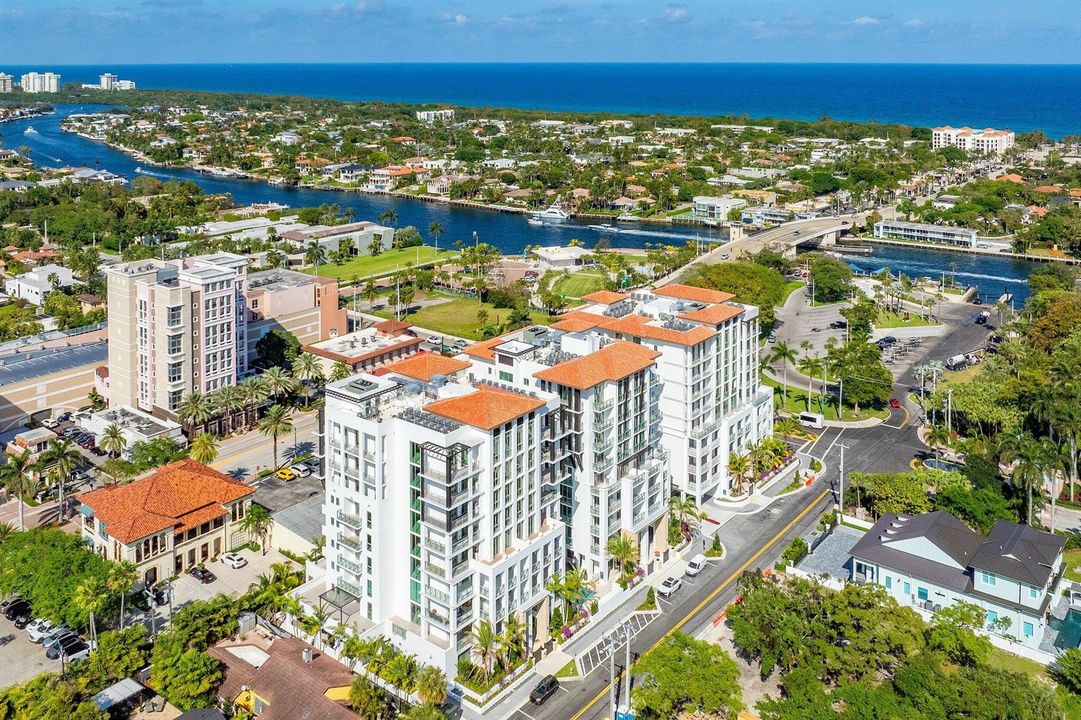 495 E Royal Palm Rd