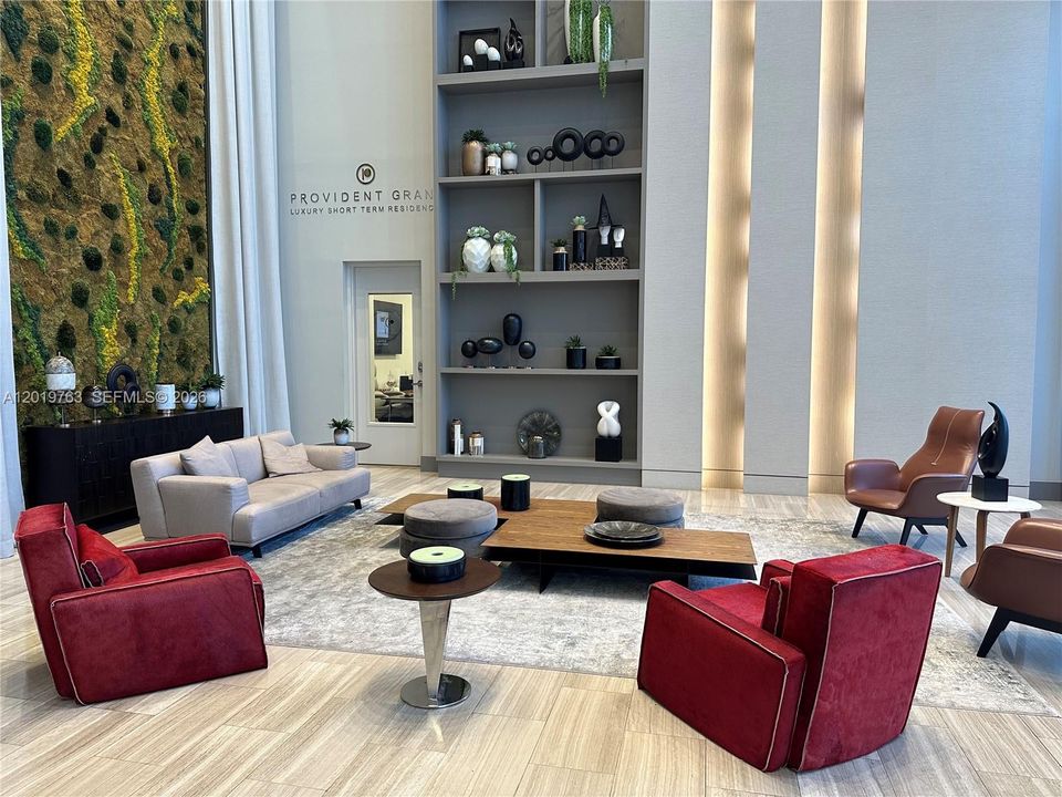Active With Contract: $4,100 (2 beds, 2 baths, 1024 Square Feet)