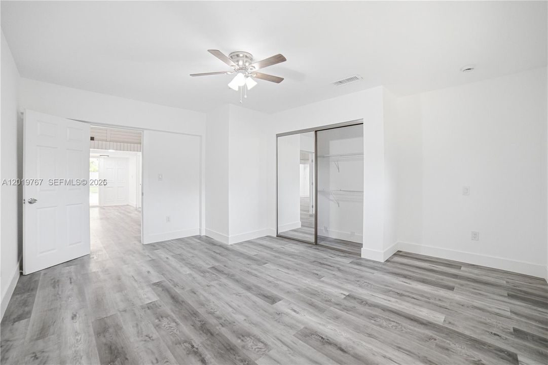 En Renta: $4,995 (5 camas, 3 baños, 2171 Pies cuadrados)