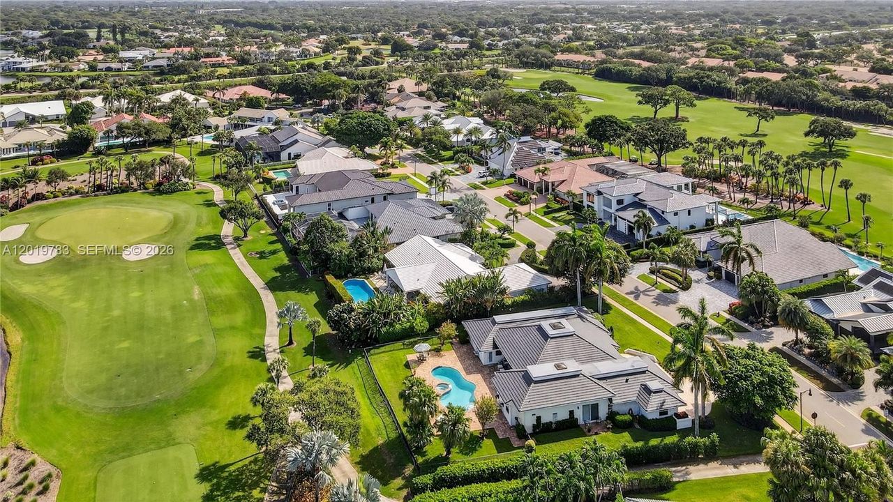 For Sale: $3,500,000 (4 beds, 5 baths, 3947 Square Feet)