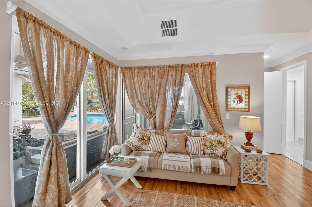 For Sale: $3,500,000 (4 beds, 5 baths, 3947 Square Feet)