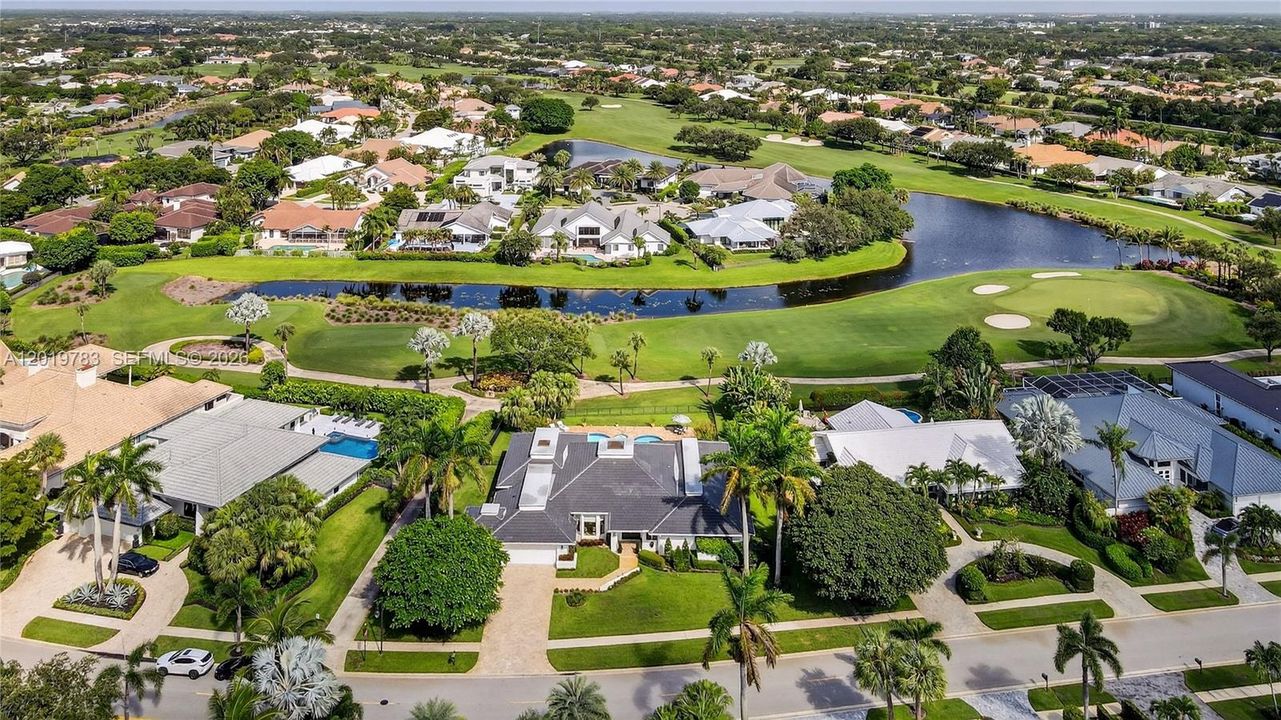 For Sale: $3,500,000 (4 beds, 5 baths, 3947 Square Feet)
