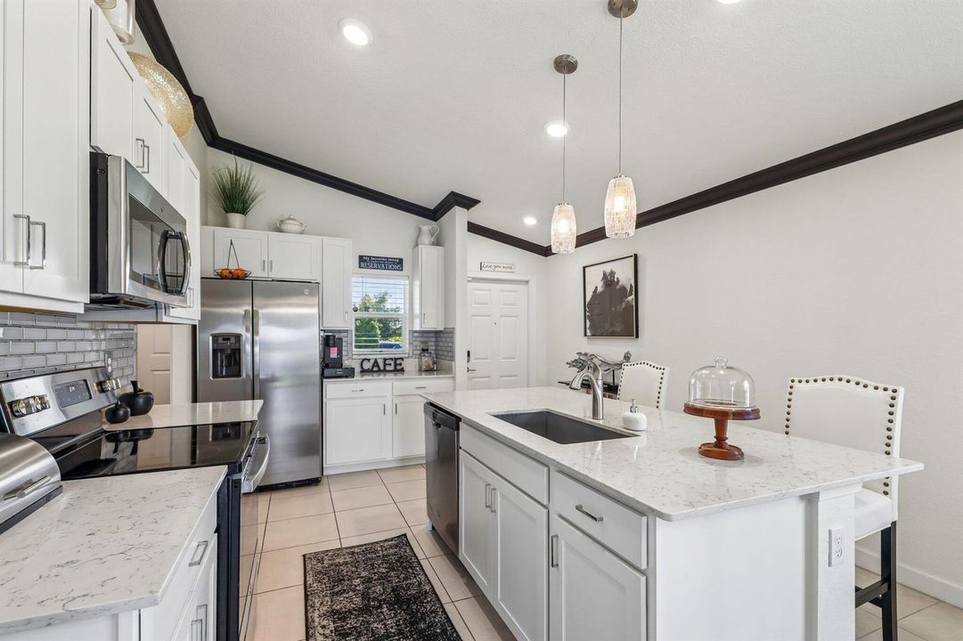 9-web-or-mls-Bent Creek Dr-S0805-009