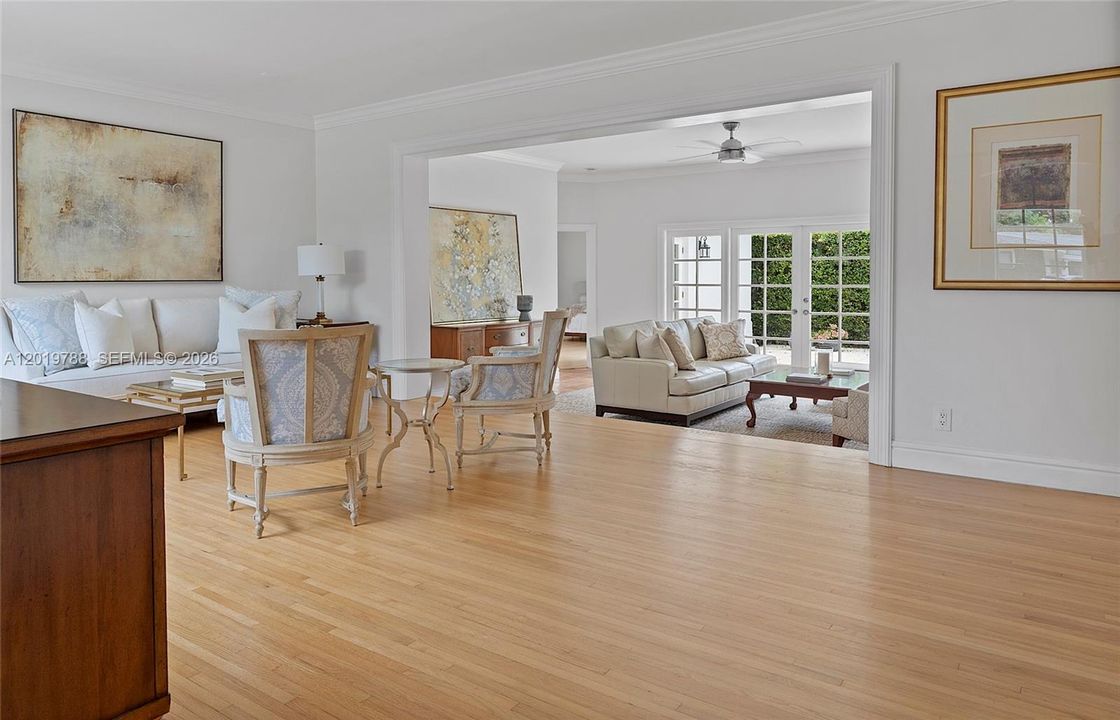 For Sale: $2,250,000 (4 beds, 3 baths, 2197 Square Feet)