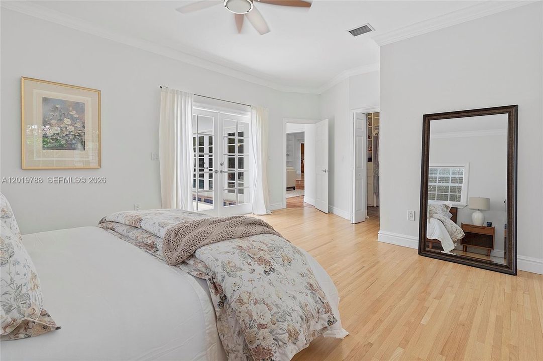 For Sale: $2,250,000 (4 beds, 3 baths, 2197 Square Feet)