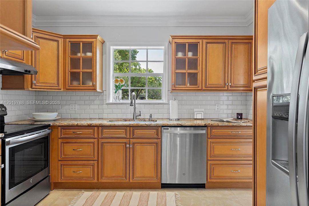 For Sale: $2,250,000 (4 beds, 3 baths, 2197 Square Feet)