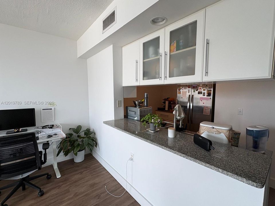 En Venta: $380,000 (1 camas, 1 baños, 749 Pies cuadrados)