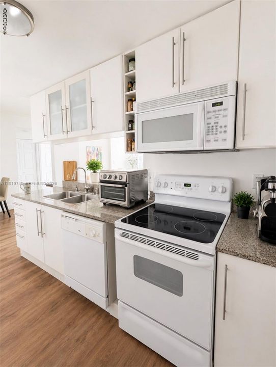 En Venta: $380,000 (1 camas, 1 baños, 749 Pies cuadrados)