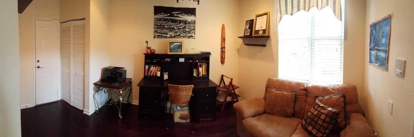 2017-Greenwich office bonus room