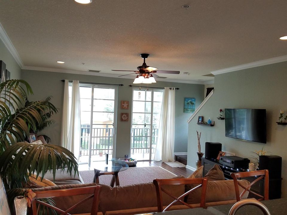 2017-Greenwich living room