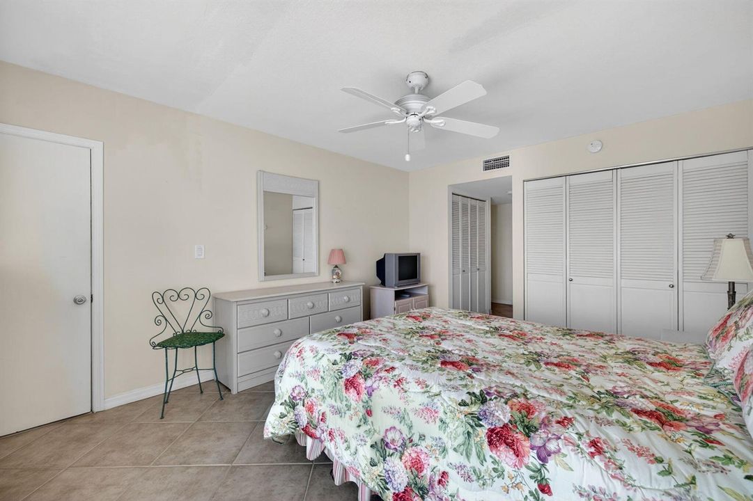 MASTER BEDROOM............