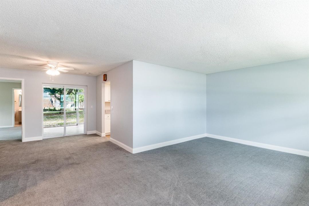 © Clark-308 Park Ave-001