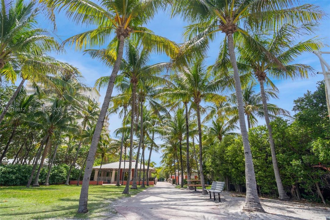 For Sale: $2,750,000 (4 beds, 3 baths, 2442 Square Feet)