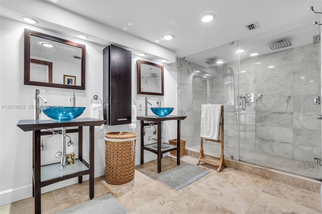 For Sale: $2,750,000 (4 beds, 3 baths, 2442 Square Feet)