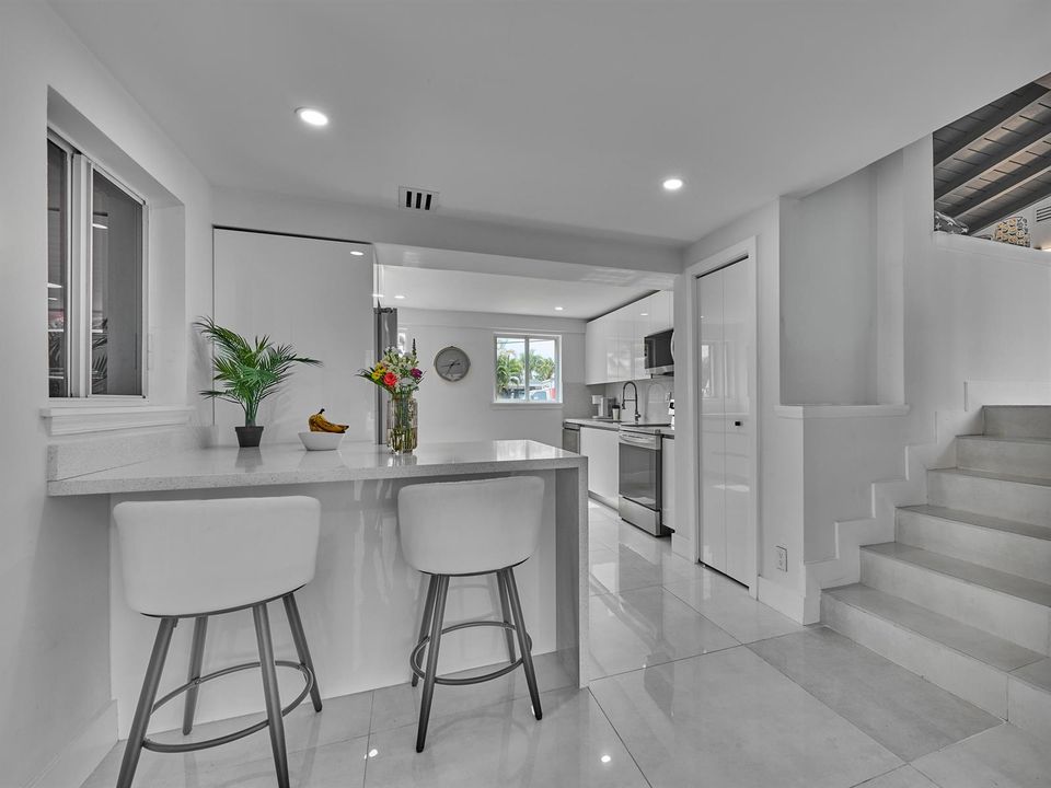 (98) Kitchen x3