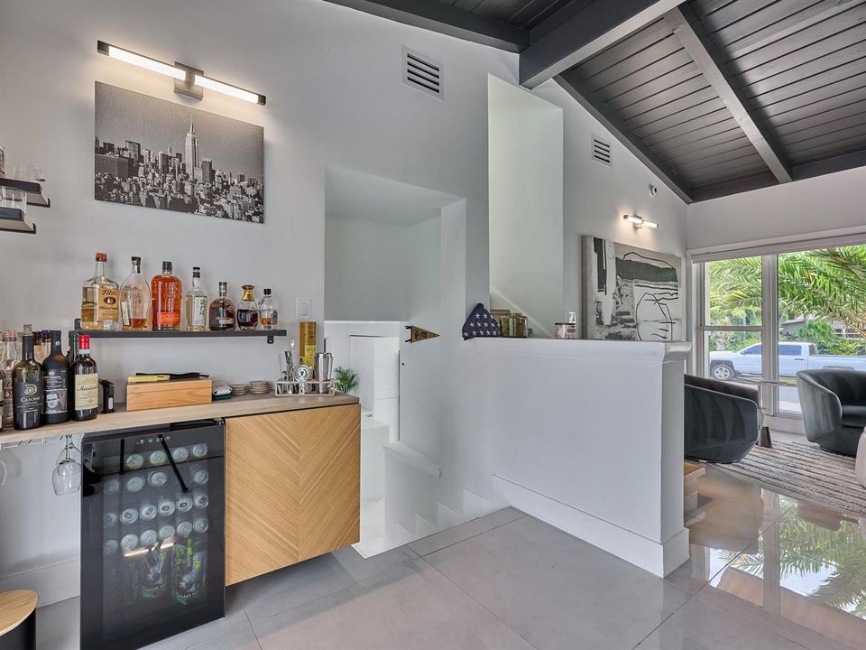 (64) Bar Area