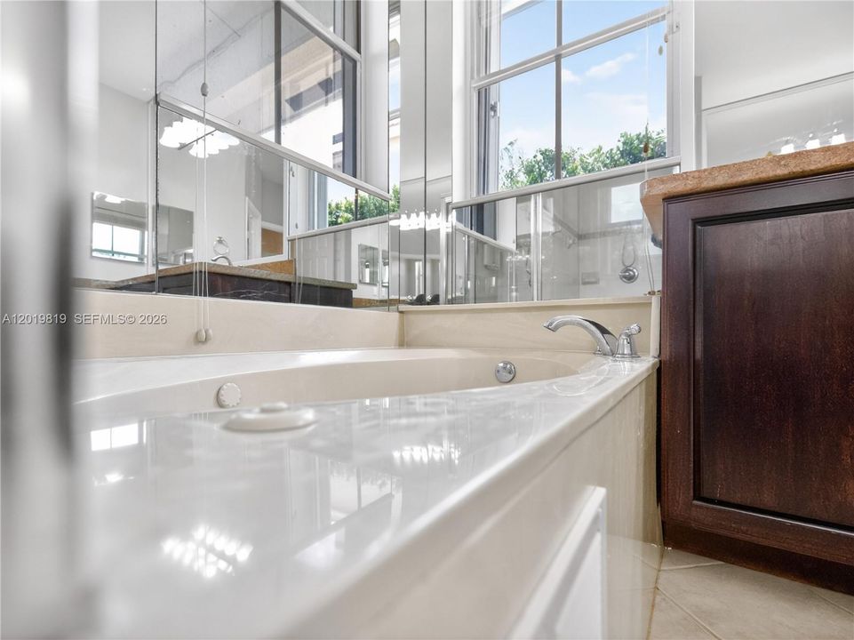 For Sale: $1,199,900 (4 beds, 2 baths, 2674 Square Feet)